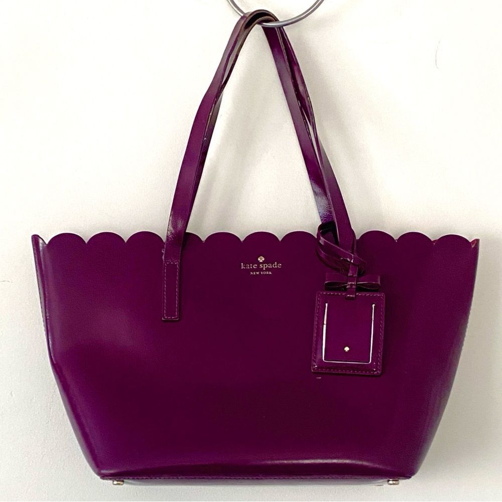 Kate Spade Lily Avenue Carrigan Leather Scallop-Edged Tote Burgundy Bag Tag Chic